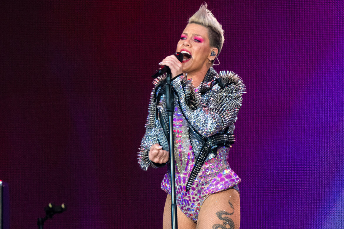 Pink Concert Takes Unusual Turn as Fan Scatters Mother’s Ashes on Stage